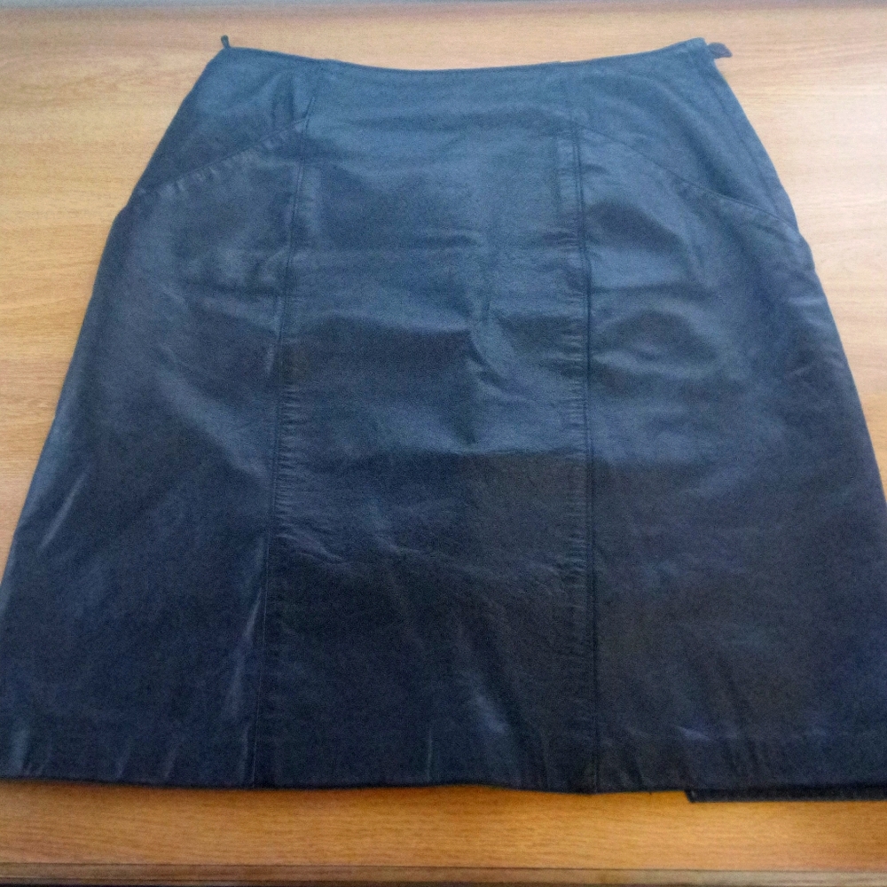 Leather skirt